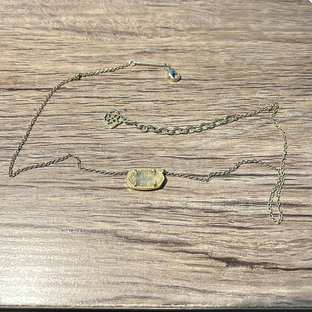 Necklace Kendra.